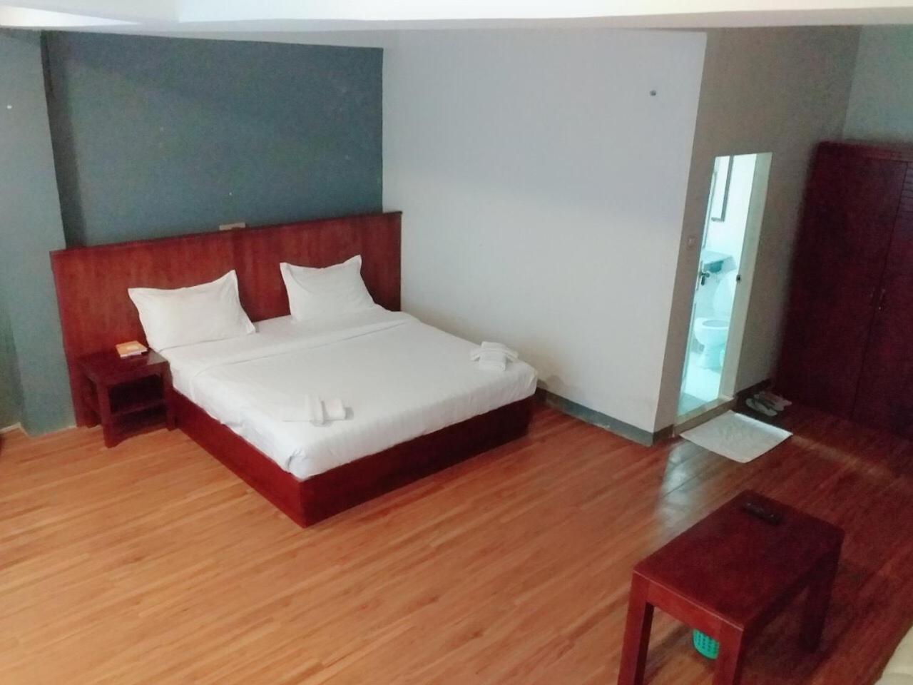 Lanmadaw Plaza Hotel China Town Янгон Экстерьер фото